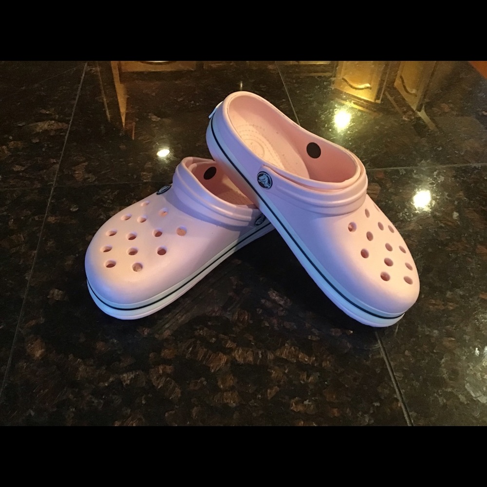Crocband pink size 7 women’s